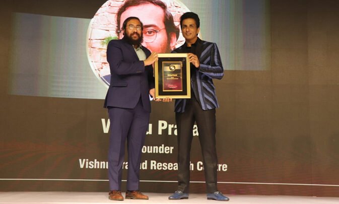 Young Scientist R. Vishnu Prassad from Chennai conferred Times Award