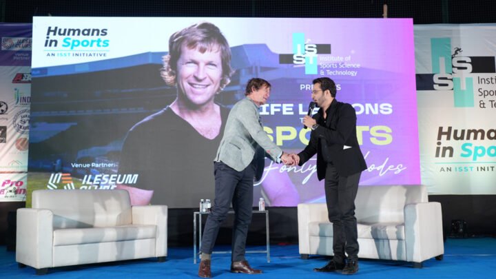 Jonty Rhodes Inspires Future Sports Professionals at ISST’s “Life Lessons Through Sports” Initiative in Pune