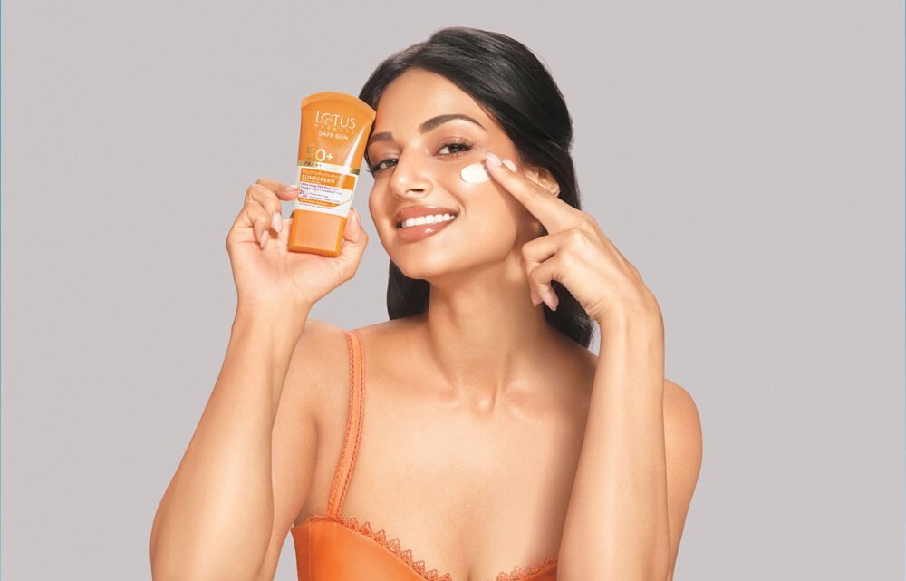 High Voltage Campaign from Lotus Herbals for India’s First HydroActivated Sunscreen