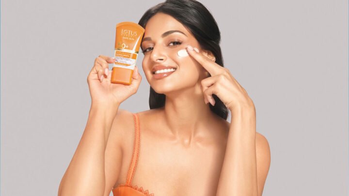High Voltage Campaign from Lotus Herbals for India’s First HydroActivated Sunscreen